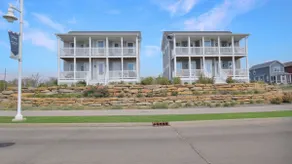 Beach Retreat 1A - Harbor Inn - Image 2