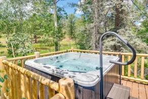 Private Hot Tub & Pond: Conifer Log Cabin - Image 2