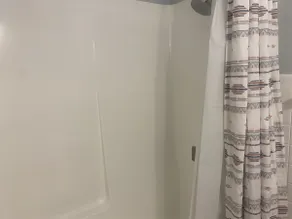 Affordable 1bd Apt Walk to ISU 8 minutes to Rivian - Image 5