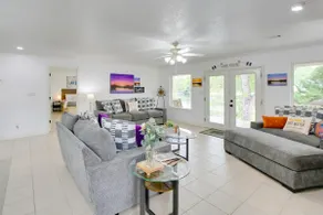 Lakefront Hot Springs Condo w/ Dock Access & Views - Image 5