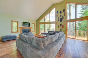 Waterfront Lake Huron Getaway w/ Private Beach! - Image 3