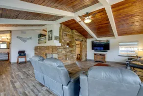 Birch Bay Vacation Home, Close to Beachfront Parks - Image 3