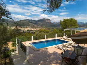 Villa Ses Costes with private pool, garden and panoramic views of the mountains in Alaró  - Image 3
