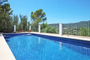 Villa Ses Costes with private pool, garden and panoramic views of the mountains in Alaró  - Image 2
