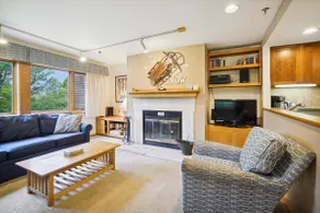 Enjoy this spacious three bedroom three bathroom Highridge Condo B1 - Image 2