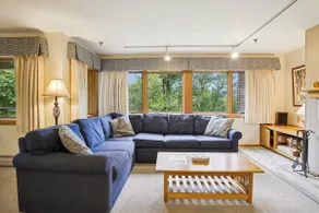 Enjoy this spacious three bedroom three bathroom Highridge Condo B1 - Image 4