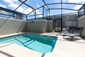 Chic Retreat - Unforgettable Stay - Image 2
