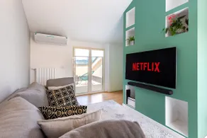 Modern Apartment Double Terrace and Free Parking - Image 5