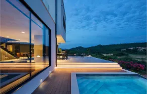 Villa Carbon Residence - Image 4