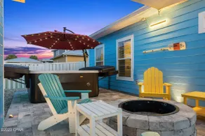 Summertime Blues 5706-3BR Home-Sleeps 11 - Image 4