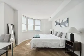 2BR Executive City Suite With Gym & Pool - Image 4