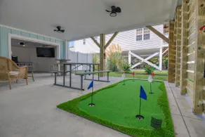 Private Pool! Walk to Beach! Ping pong! Arcade! Fr - Image 4