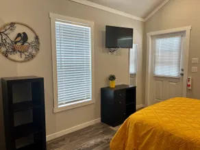 Themed Cabin - The Canary - Image 5