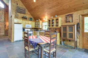 12 Mi to Staunton River: Nathalie Cabin w/ Deck - Image 3