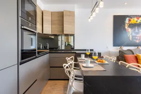Modern apartment in downtown Colon - Image 3
