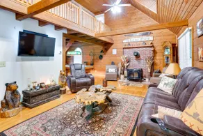 Orleans Retreat w/ Private Hot Tub & Fireplace! - Image 4