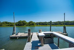 Nature's Paradise: Private Dock & Water Views - Image 2