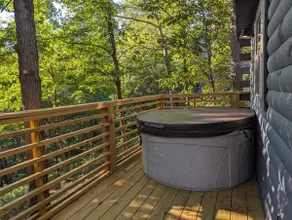 Adventure Cabin 6 - Queen Bed + Private Hot Tub, D - Image 3