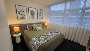 LUXE Waterloo 1 bed with parking gym & pool - Image 3