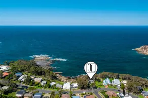 Summer Loving Waterfront Pet-Friendly House - Image 2