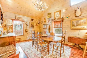 Dog-friendly 2BR cabin with mountain view - Image 5