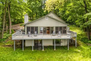 Gorgeous 3BR Lakeview Adirondacks Dog Friendly - Image 3