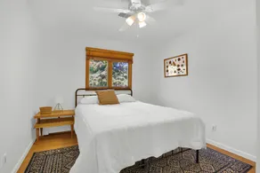 Hot Tub Open! Cozy lakeview Home! - Image 5