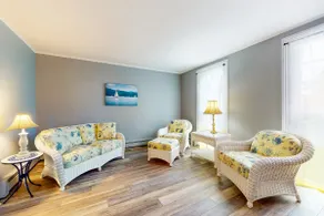 Walk to Town 3BR Finger Lakes Dog Friendly - Image 4