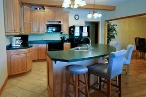 Stunning 9BR Lakefront Finger Lakes | Pool table - Image 4