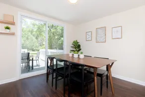 Prime Location | Spacious 4BR Between WR & Perry - Image 3