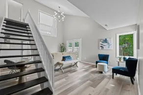 Luxury Condo w/Attached Garage - Image 4