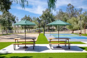 The Riesling Retreat by AvantStay - Image 5