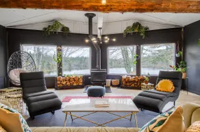 Lakeside Lodge - Image 3