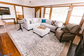 Fully renovated amazing craftsman home! - Image 5