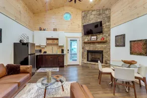 Blue Ridge Mountainside Cottage w/ Fire Pit! - Image 3