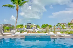 Pool & Spa, Walk to Beach, Dock, Tiki, Lux Home - Image 3