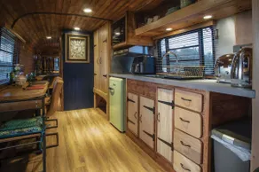 American Airstream - Blossom Farm - Tiers Cross - Image 5