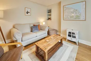 Host & Stay - Stone Row - Image 4