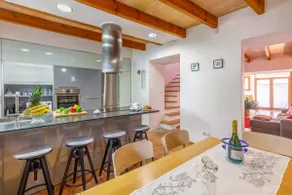 Cosy townhouse in Campanet with views. - Image 5