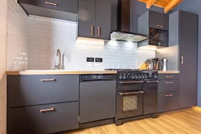 Beautiful family cottage in the heart of 3 valleys - Image 2