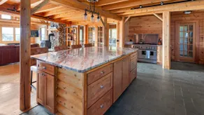 Mountain Majesty: Timber Lodge with Stunning Views - Image 5