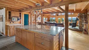 Mountain Majesty: Timber Lodge with Stunning Views - Image 4