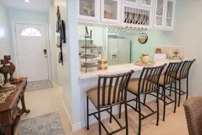 * 2nd Floor * Sleeps 8 * Pool *Walkable Location - Image 4
