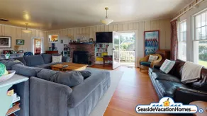 Sand Hill Manor at Gearhart Beach - Ocean View - Image 2