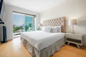 2BR Luxury Stay Mundial 2026 Skyline Views - Image 3