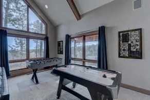 Black Hills Nature Retreat, Centrally Located - Image 5