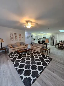 Niagara Shoreline Villa #2 - 2Bed / 1Bath - Image 3