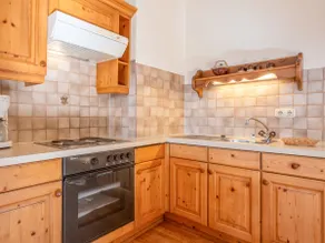 Apartment, 240 m from the ski lifts and the center - Image 3