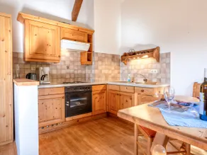 Apartment, 240 m from the ski lifts and the center - Image 4