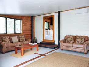 Black Cottage Boutique Acommodation - Image 3